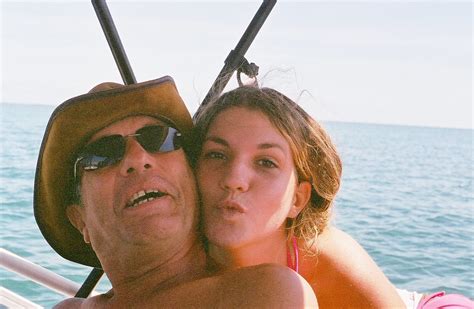 un père avec sa fille how cute frank jaroli flickr
