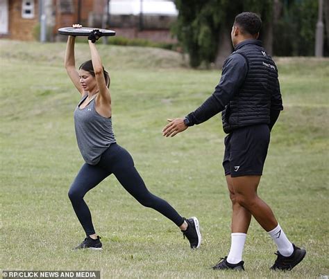 Towies Chloe Sims Shows Off Her Very Toned Figure In Grey Gymwear
