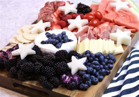 Red White And Blue Charcuterie Board Wish Farms Blueberry Recipes