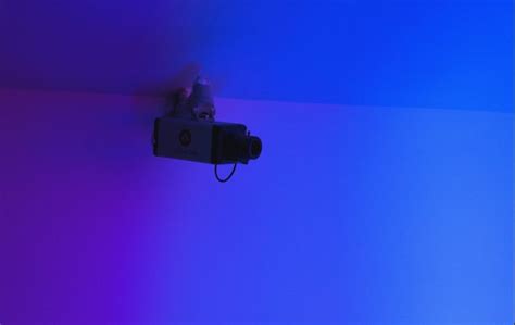 Como descobrir câmeras escondidas ao alugar via AirBnb Tecnoblog