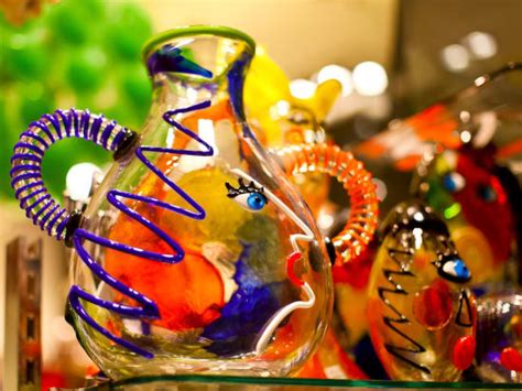 Venice Glassblowing Demonstration And Glass Factory Tour Tours Activities Fun Things To Do In
