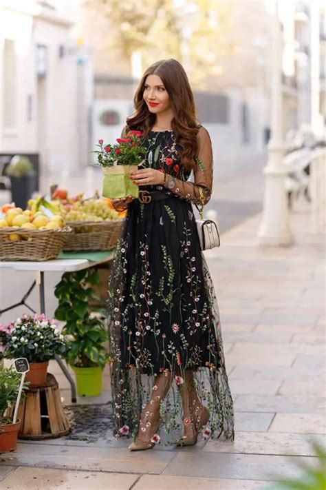 Winter Wedding Outfits 17 Amazing Looks To Try This Season