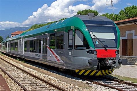 Il calendario ufficiale degli scioperi previsti nel 2021. Sciopero treni febbraio 2017: date stop Trenitalia, orari ...