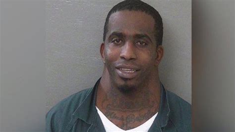 Charles Mcdowell S Wide Neck Mugshot Know Your Meme