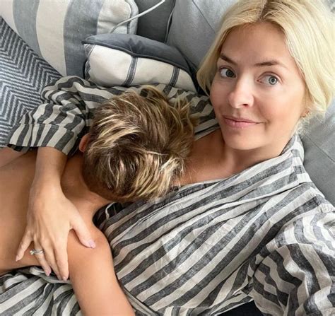 Holly Willoughby Shares Sweet Snap Of Son Chester In Rare Selfie Ok Magazine