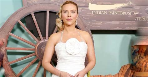 Scarlett Johansson Once Flaunted Her Voluptuous Bosom While Seducing On