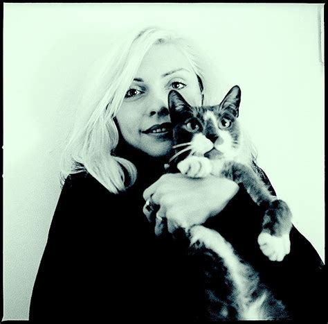 Pin By Aprilmarch🍒 On Music I Like Celebrities With Cats Blondie Debbie Harry Deborah Harry