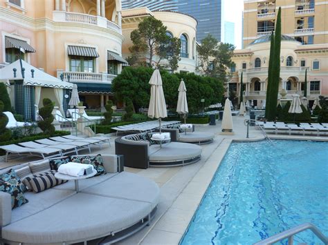 Pictures Of The Pool At Bellagio Las Vegas