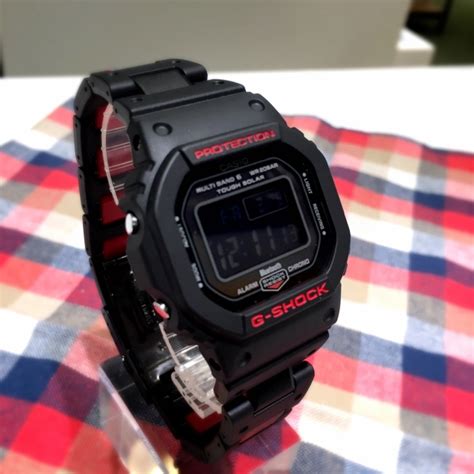 Some signs of wear, small scratch on the strap and will also need a new battery. 【G-SHOCK】5600の新作!!【Bluetooth搭載】 | ららぽーと海老名店 | BLOG ...