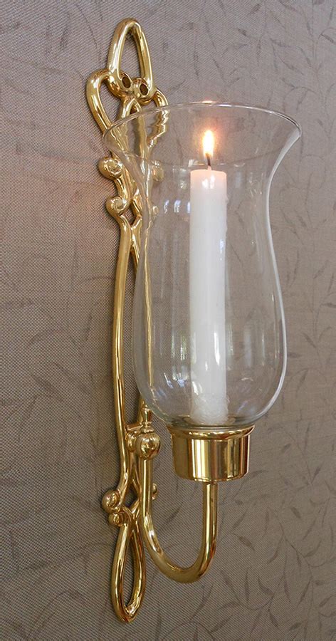 Give Your Room An Interesting Twist With Candle Light Wall Sconces