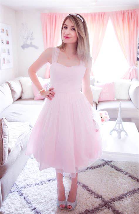 Spring Wardrobe Ready With These New Feminine Pieces Girly Outfits Beautiful Outfits Kawaii