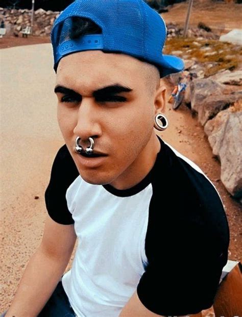 Pin By Mike Hillwig On Body Mods Septum Piercing Men Facial