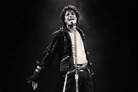 Download Music Michael Jackson Wallpaper