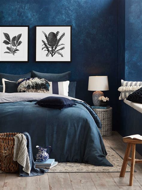 See more ideas about bedroom paint color inspiration neither will gray paint colors, which makes this painted master bedroom wall a diy double threat! Bedroom Ideas with Feature Wall - realestate.com.au