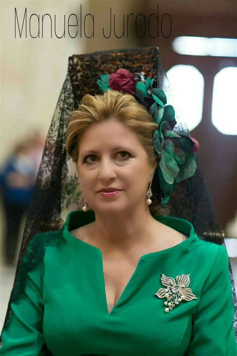 Peinados Para Bodas Madrina Con Mantilla Tono Verdes Mantillas Madrina Trajes De Madrina