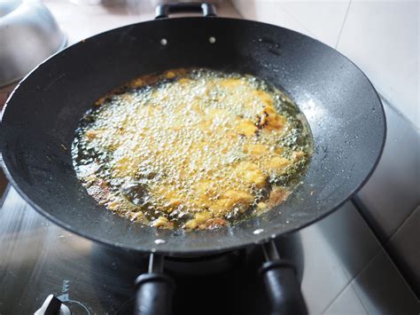 Learn my 3 secrets and get the recipe for the best buttermilk fried chicken. nanyfadhly: Resepi Buttermilk Chicken yang ringkas dan sedap!!