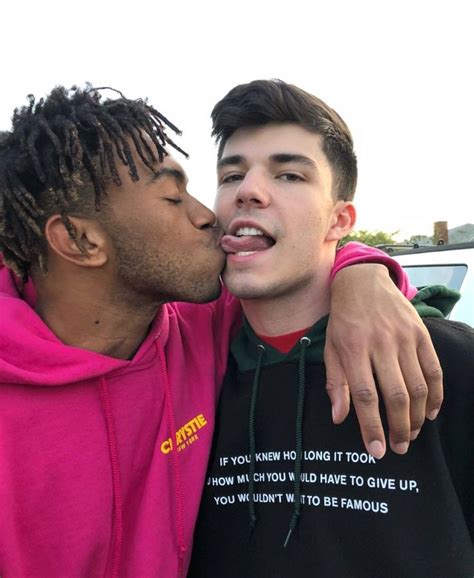 Man In Love What Is Love Tumblr Gay Men Kissing Gay Aesthetic Lgbt