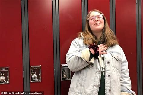 Heartwarming Moment High School Student Tells People Theyre Beautiful