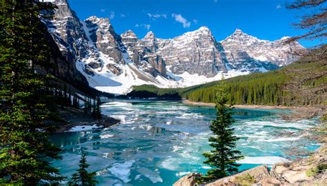 The Spectacular Valley Of The Ten Peaks Canada Travelwifis Blog