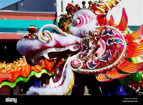 Chinese Dragon Head Hi Res Stock Photography And Images Alamy