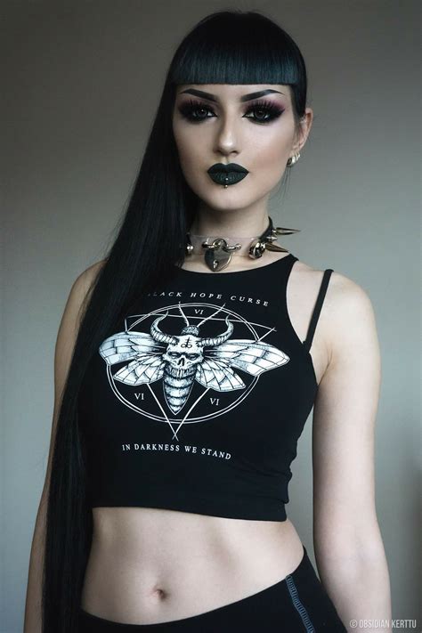 Pin By Michael Easley On Obsidian Kerttu Model Gothic Fashion Goth