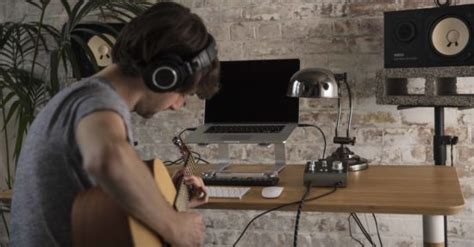 5 Essential Tips For Recording Acoustic Guitar Audient