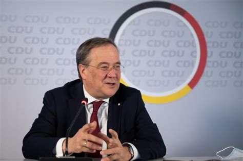 Armin laschet und markus söder im april 2019 in münster. CSU-Präsidium stimmt für Söder, CDU-Führung für Laschet ...