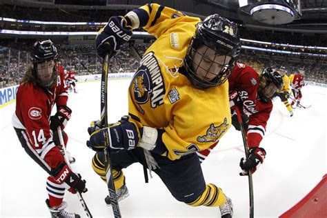 Top 10 Us Colleges For Mens Ice Hockey Ice Hockey College Hockey