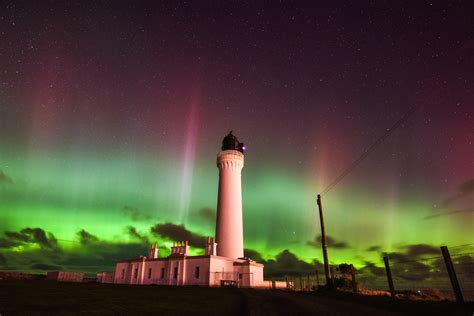 The Northern Lights Came To Britain And They Looked Pretty Damn Amazing