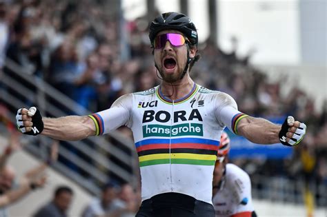 Peter sagan is one of the world's most powerful and versatile bike riders. Sport | Paris-Roubaix: Peter Sagan dompte enfin "l'Enfer ...