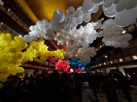 Balloons At The Ballet Artist Jihan Zencirlis Installation At The New York City Ballet For
