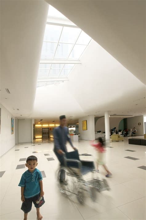 Gallery of Kemang Medical Care / Aboday Architects - 11