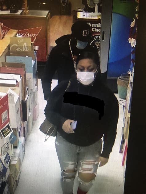 Warwick Police Search For Shoplifting Suspects Abc6