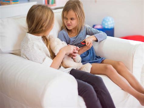 Helpful Strategies To Stop Sibling Bullying