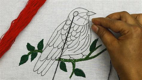 Hand Embroidery Pattern Of A Bird With Colorful Stitches 🐤 Bordado