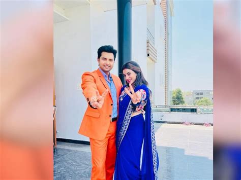 Akshara Singhs Romantic Pics Leaked With Married Hero Vermilion In Demand Seen Wearing