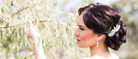 54 kundenbewertungen, preise, kontaktdaten und öffnungszeiten von firmen aus stendal mit dem stichwort brautkleider. Tipps zur perfekten Brautfrisur und Braut-Make-Up für ...