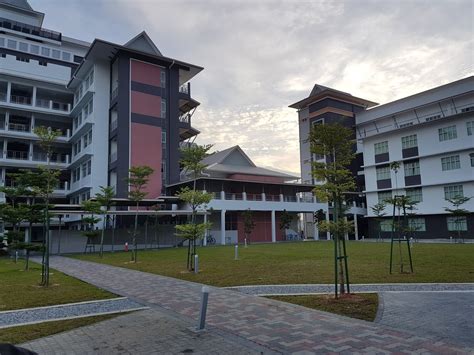 Distance between uitm kampus dengkil and alamanda shopping centre is approx. Apa Yang Orang Kena Tahu Pasal Asasi UiTM Dengkil | Part 3 ...