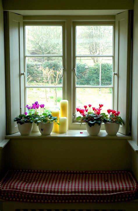 desain jendela rumah minimalis  simpel home  garden