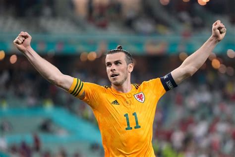 Ward, roberts, rodon, melpham, davies, morrell, allen, james, ramsey, bale, moore. Chấm điểm Thổ Nhĩ Kỳ 0-2 Xứ Wales: Đỉnh cao Gareth Bale ...