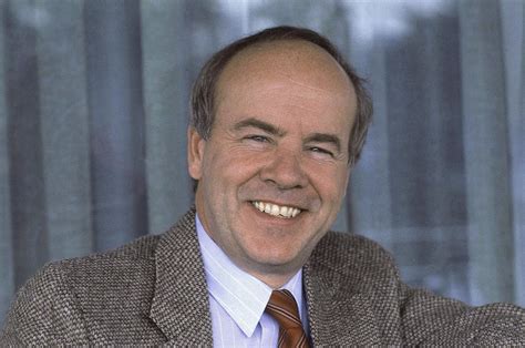 Tim Conway Death Comedian And Star Of The Carol Burnett Show Dies Aged