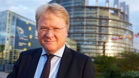 20,394 likes · 313 talking about this. Lars Adaktusson (KD) röstade emot aborträtt 22 gånger i EU ...