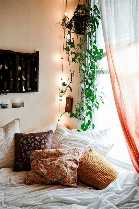 89 Cozy And Romantic Bohemian Style Bedroom Decorating Ideas Page 40 Of 90