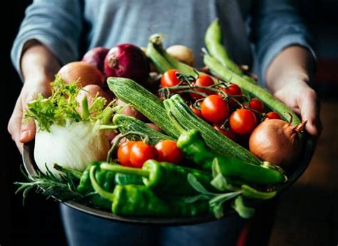 24 Genius Ways To Keep Food Fresh Longer