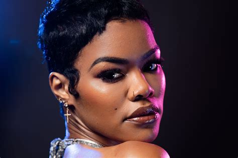 Teyana Taylor Keeps Her Skin Care Natural And Her Brows Defined Nostril Hoop Ring Nose Ring
