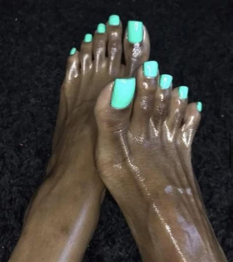 Oiled Feet Rthicktoes