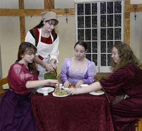 Ottawa Marquette Students To Perform ‘cinderella Shaw Local