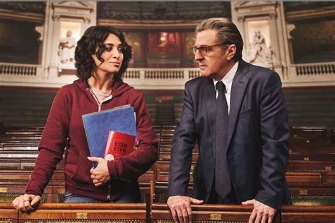 A me non interessa che la protagonista viva in una zona popolare. Quasi nemici - 2018 - Recensione Film, Trama, Trailer ...
