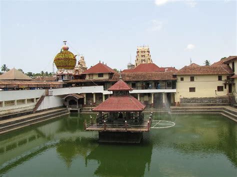 6 Beautiful Temple Tanks In Karnataka Nativeplanet