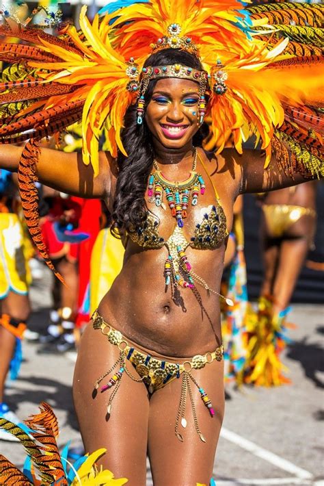 Her Costume Is So Sexy Trinidad Carnival 2015 Carnival Dancers